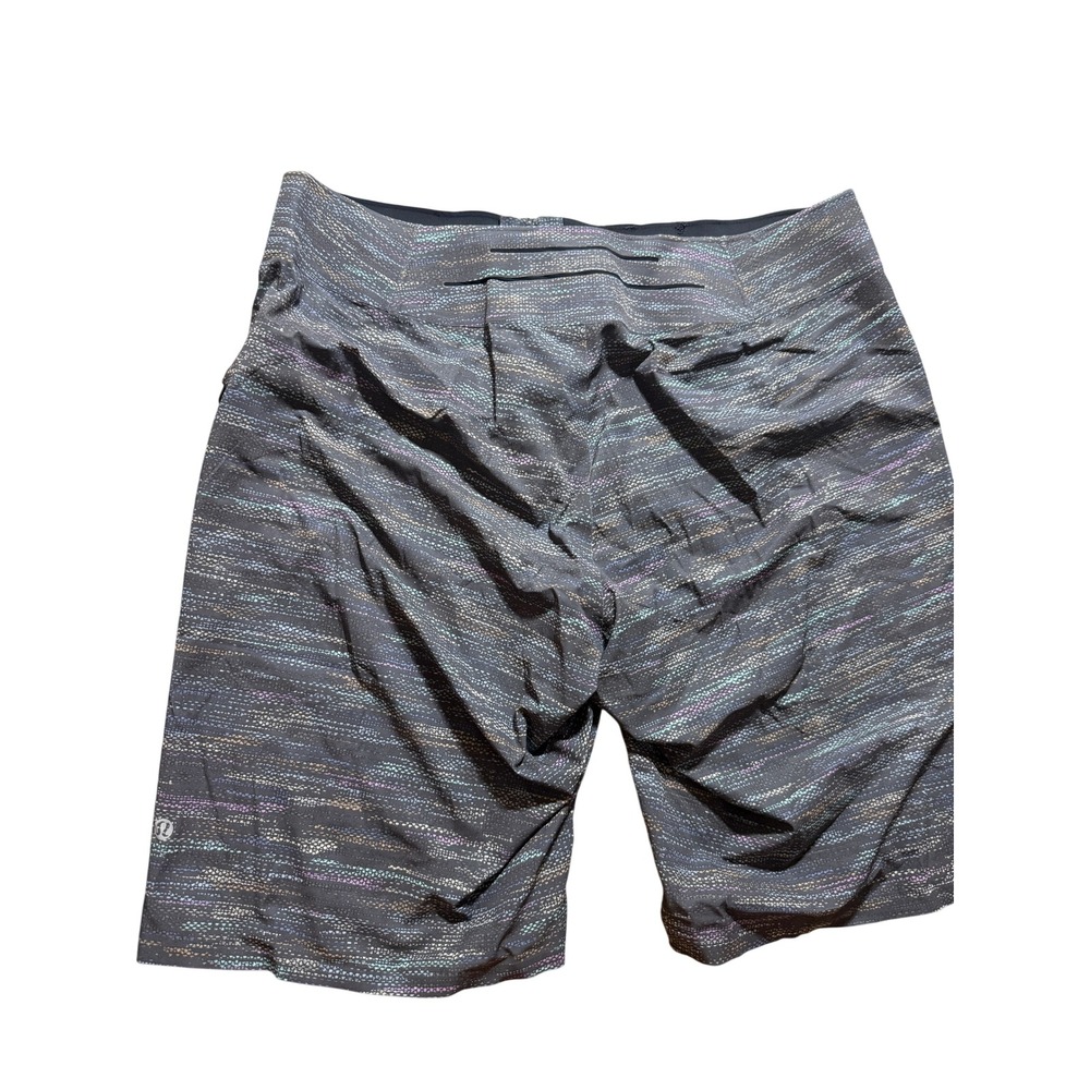 Lululemon Board Shorts Mens 34 Black Multi Dash Print Quick Dry Snap Front